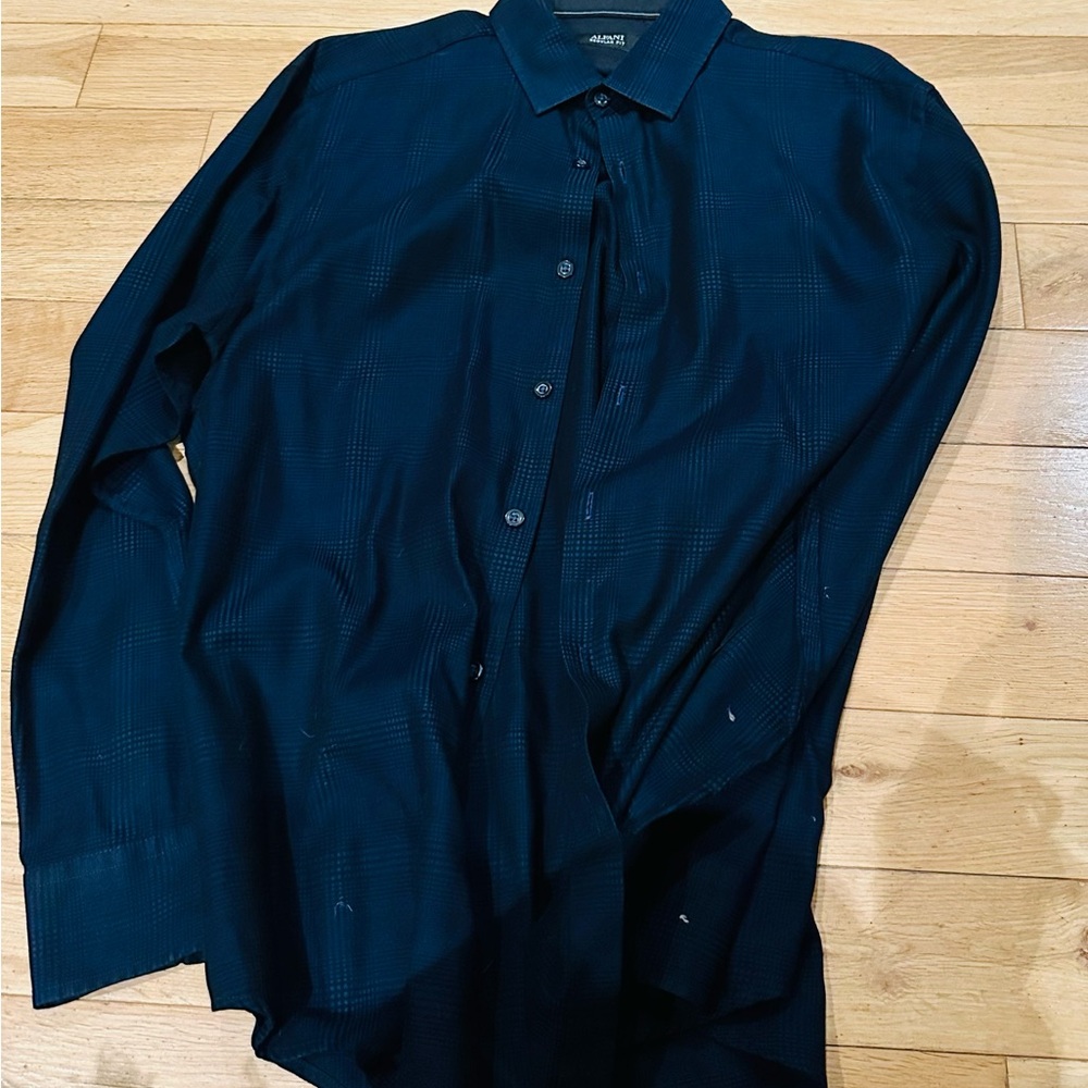 Bundle of 2 Alfani Men's  Blue  Shirt size medium Boss green dress shirt size L - Picture 3 of 4